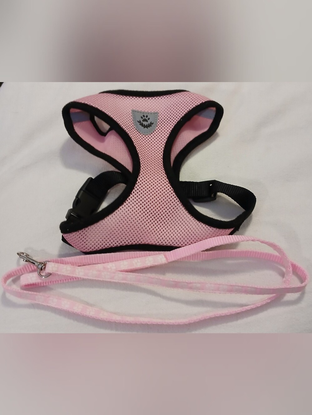 Bundle NWT Pink Breathable Puppy Harness with Matching Leash.